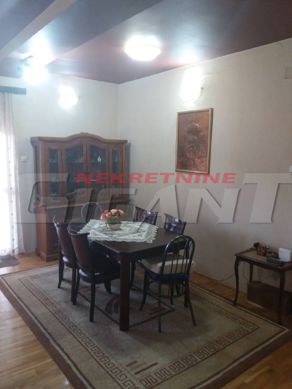 Stan na prodaju u Beogradu, Mirijevo, 191m2, cena 320000 evra