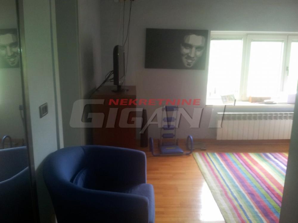 Stan na prodaju u Beogradu, Mirijevo, 234m2, cena 305000 evra