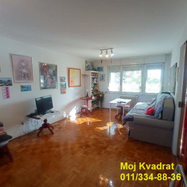 Stan na prodaju u Beogradu, Žarkovo, cetvorosoban, 101m2, cena 285000 evra