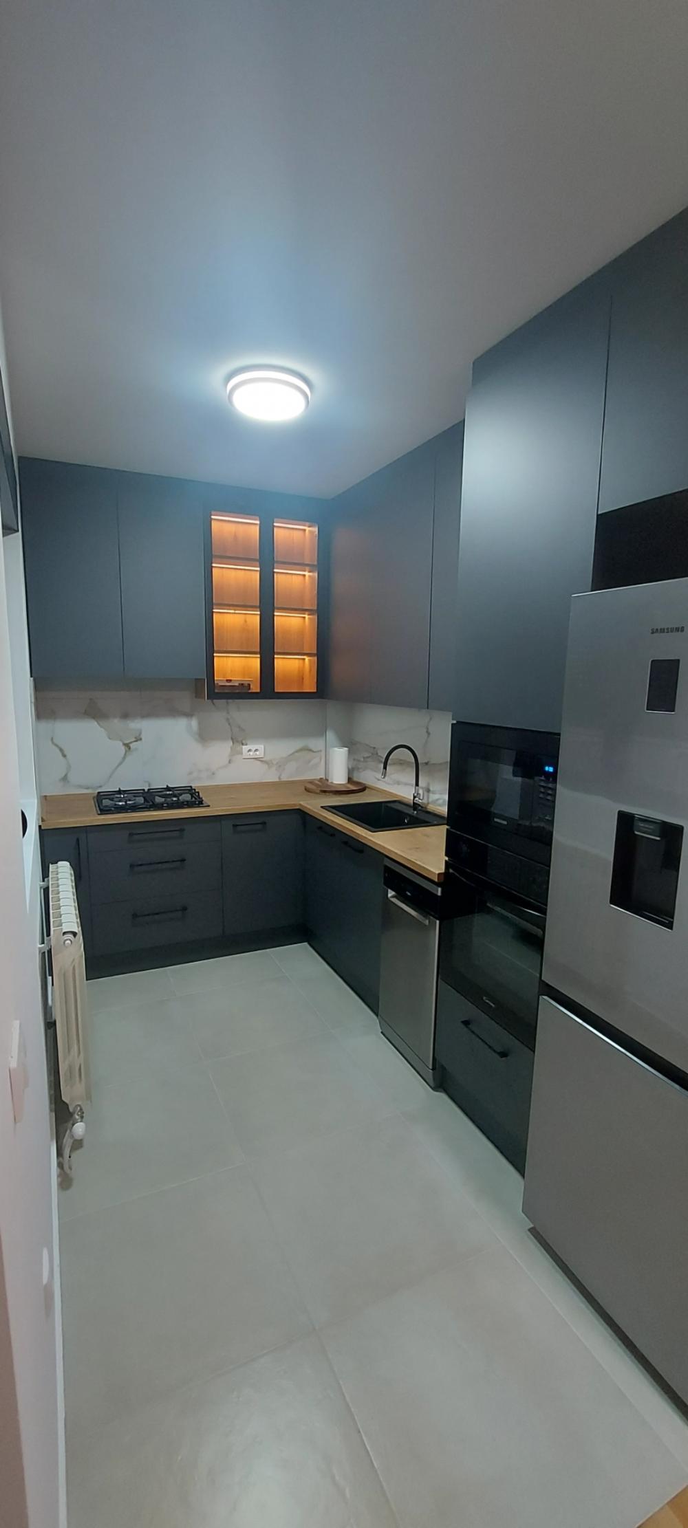 Stan na prodaju u Beogradu, Gornji grad, trosoban, 63m2, cena 329000 evra