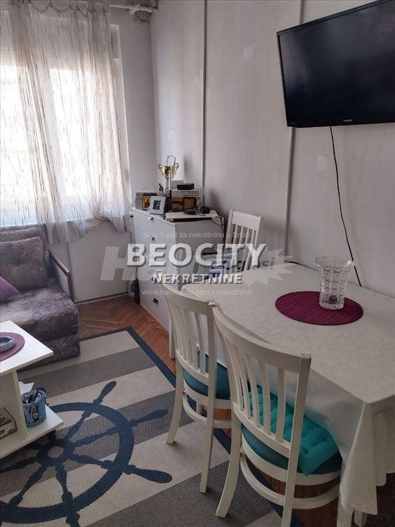 Stan na prodaju u Beogradu, Beograd (centar), 34m2, cena 145000 evra