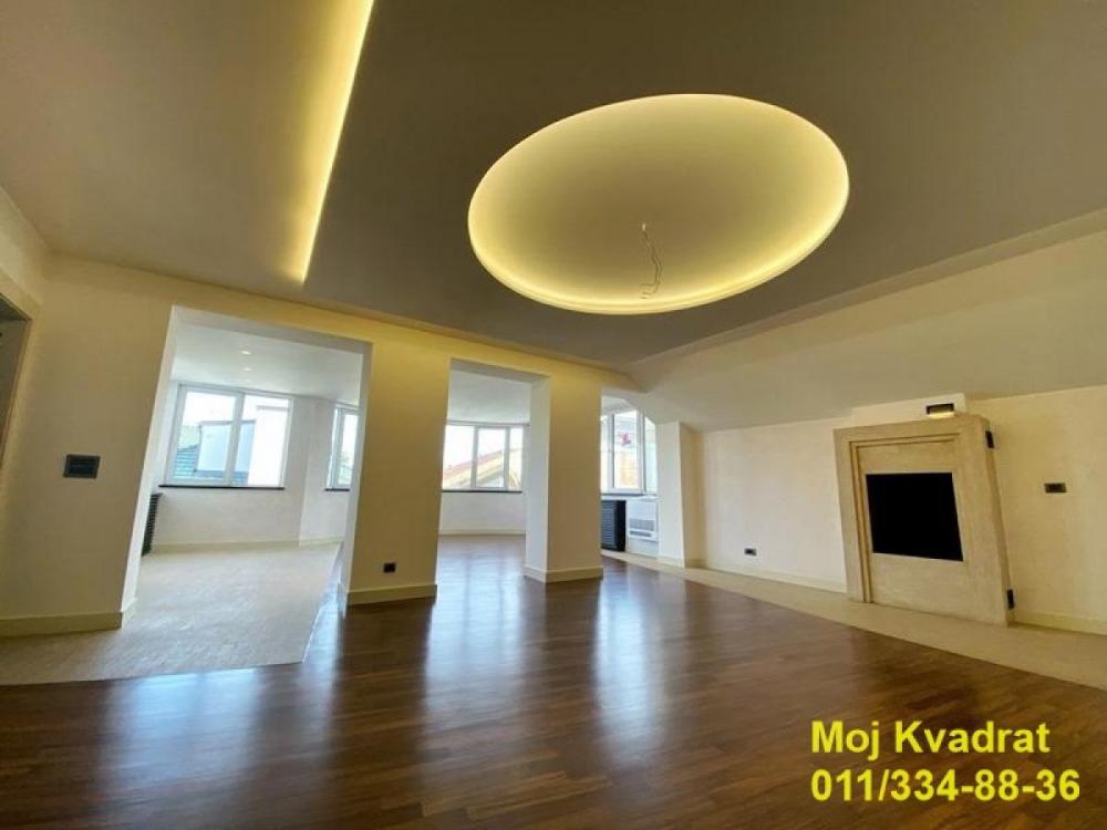 Stan na prodaju u Beogradu, Golf naselje, cetvorosoban, 147m2, cena 460000 evra