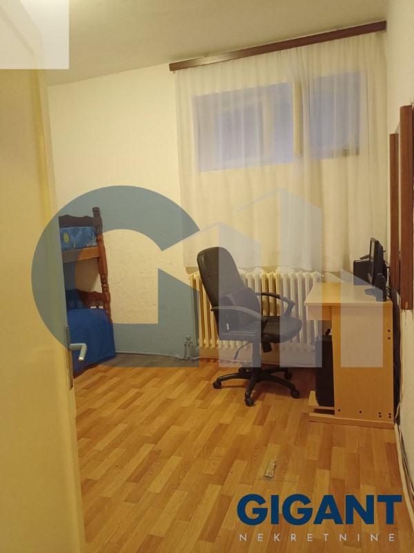 Stan na prodaju u Beogradu, Dedinje, jednoiposoban, 40m2, cena 89000 evra