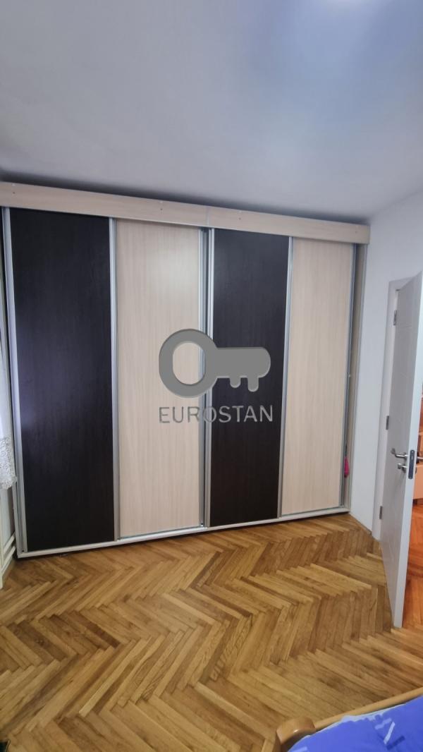 Stan na prodaju u Beogradu, Nova Galenika, jednoiposoban, 50m2, cena 113000 evra