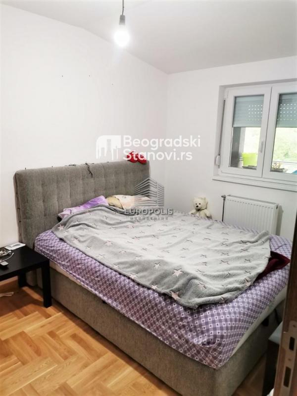 Stan na prodaju u Beogradu, Mirijevo, dvoiposoban, 60m2, cena 115000 evra