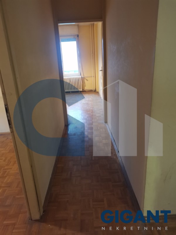 Stan na prodaju u Beogradu, Novi Beograd blok 24 (Super Vero), cetvorosoban, 89m2, cena 269000 evra