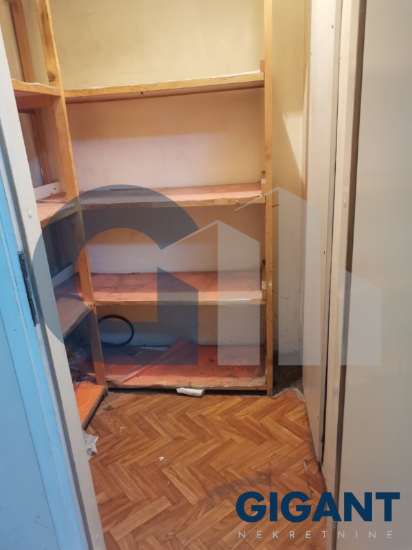 Stan na prodaju u Beogradu, Novi Beograd blok 24 (Super Vero), cetvorosoban, 89m2, cena 269000 evra