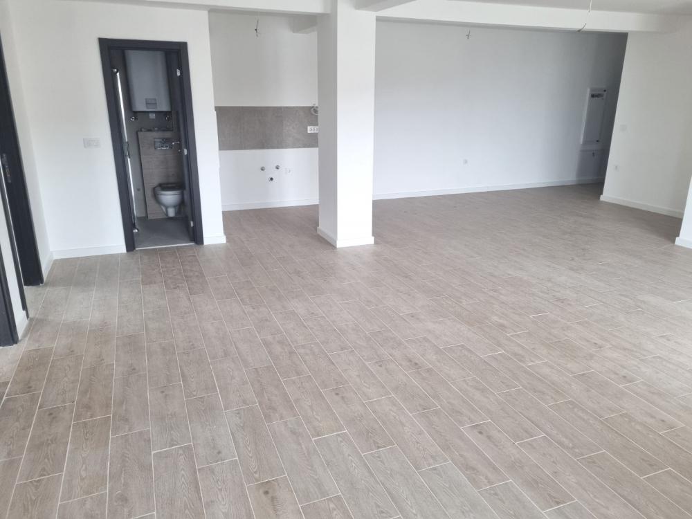 Stan na prodaju u Beogradu, Mirijevo, trosoban, 90m2, cena 180000 evra