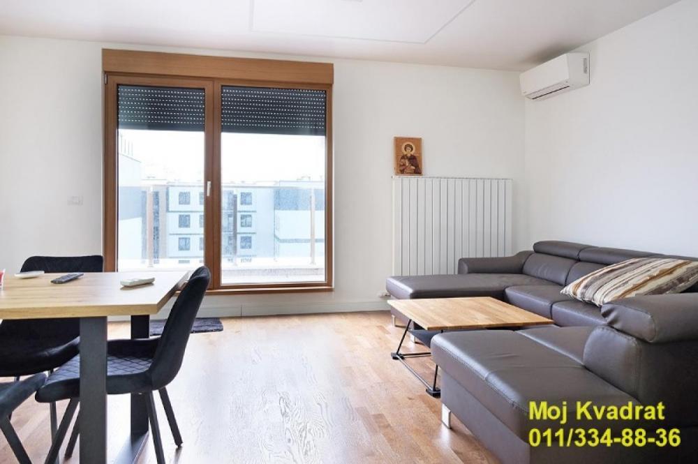 Stan na prodaju u Beogradu, Tošin bunar, trosoban, 91m2, cena 315000 evra