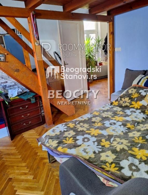 Stan na prodaju u Beogradu, Zemun centar, dvosoban, 92m2, cena 170000 evra