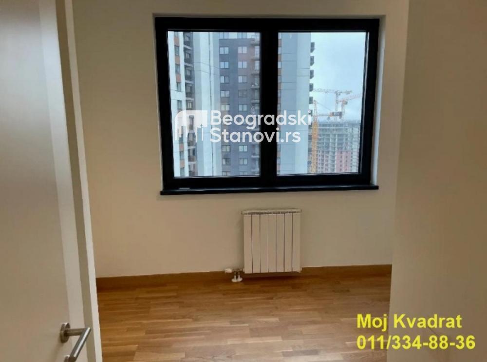 Stan na prodaju u Beogradu, Beograd na vodi, trosoban, 83m2, cena 375000 evra