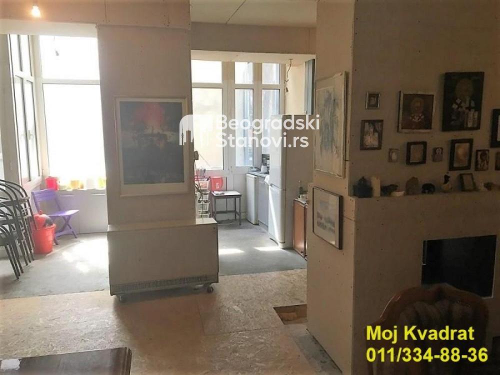 Stan na prodaju u Beogradu, Kalenić pijaca, dvosoban, 90m2, cena 400000 evra