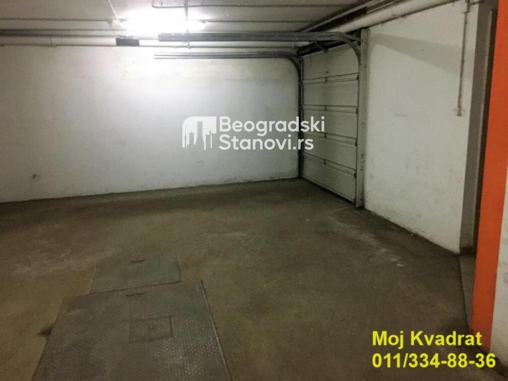 Stan na prodaju u Beogradu, Neimar, dvoiposoban, 58m2, cena 187000 evra