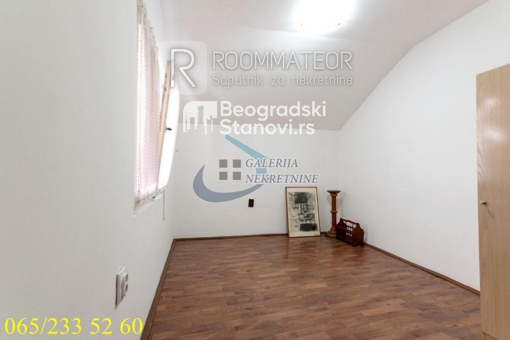 Stan na prodaju u Beogradu, Stari grad, troiposoban, 70m2, cena 200000 evra